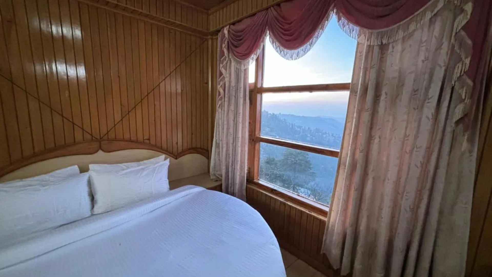 Hotel A-M-A-R Shimla